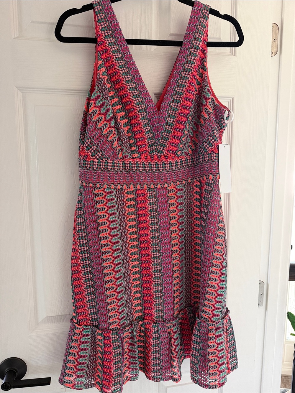 Donna Morgan Pink & Coral Knit V-Neck Midi Dress